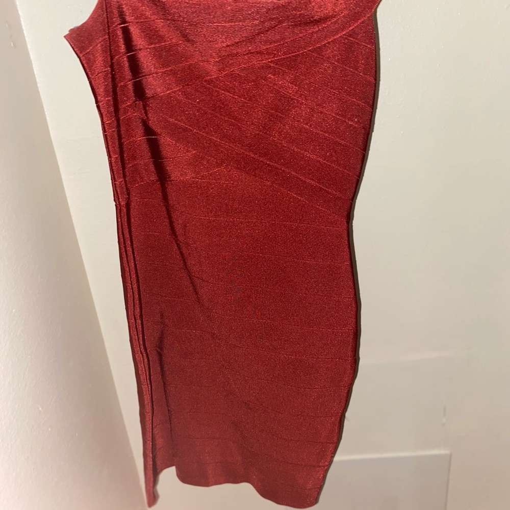 It is a small,has been worn once,in good condition